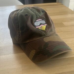 Casquette camouflage ajustable Yupoong The Classics avec patch crème glacée